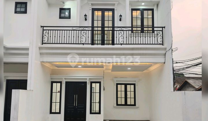 Rumah di Jalan Mochamad Kahfi2 Jagakarsa 2