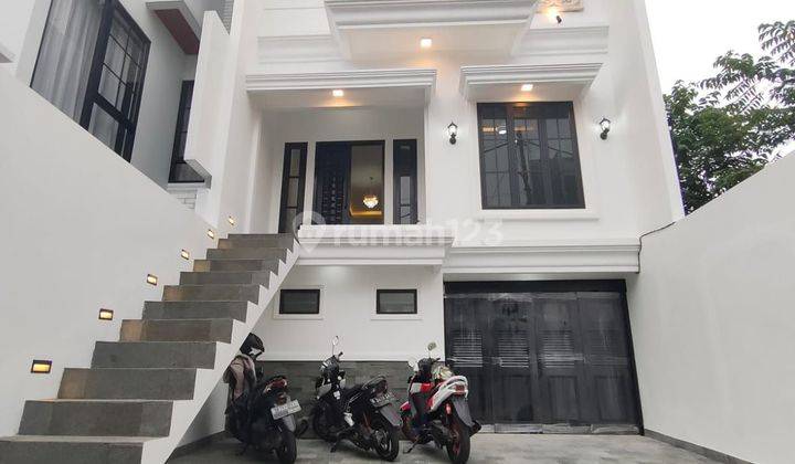 Rumah 3lantai 2.3m Nego Dijln Sadar Jagakarsa Jakarta Selatan 1