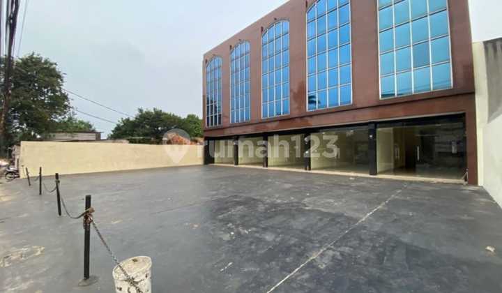 Promo Diskon 500 Juta!! Promo Terbatas!! Unit Ruko Langka 5 Ruko Gandeng di Pesanggrahan, Jaksel, 3,5 Lantai, Luas Tanah 147 Sqm, SHM