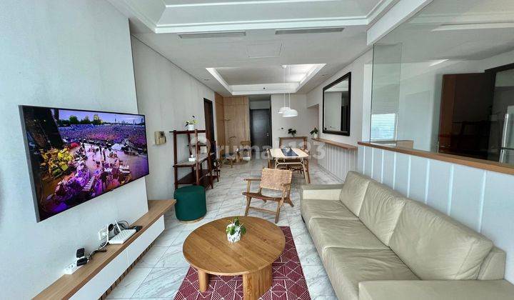 Apartment Super Strategis, The Peak Sudirman, 3BR, 153 Sqm