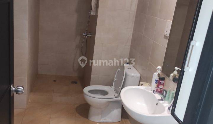 kamar mandi apartment super nyaman, essence darmawangsa,