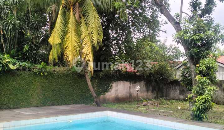 Super Langka Rumah 2 Lantai, 3 Kamar Tidur, Mega Land di Kemang, Jakarta Selatan, Luas 1,400 Sqm Private Pool, Unfurnished Super Langka Rumah 2 Lantai, 3 Kamar Tidur, Mega Land di Kemang, Jakarta Selatan, Luas 1,400 Sqm Private Pool, Unfurnished