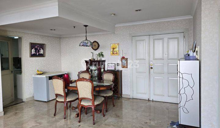 Apartment Simprug Indah, 3BR, 185 Sqm, Furnished 1