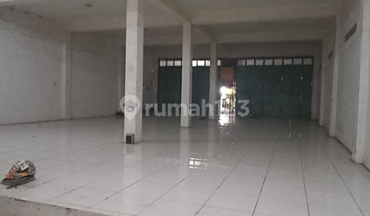 Wide Shop House in Binuang Tapin