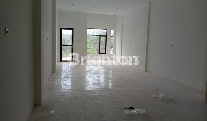 Shop House in Dompu, West Nusa Tenggara 2