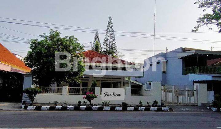 Rumah Luas Di Pusat Kota Kediri 1