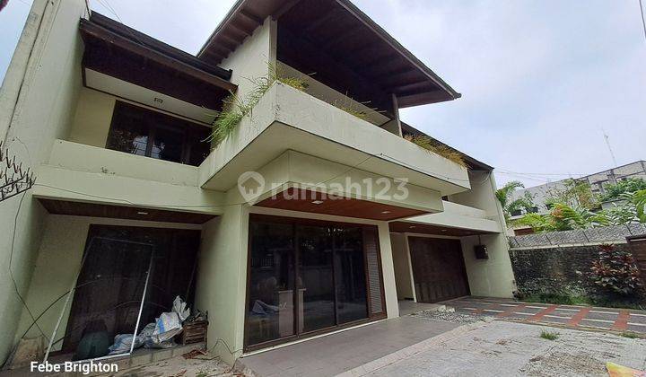 Rumah Cantik Di Jalan Gresik Malang 1