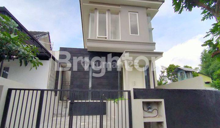 Rumah  Di Greenwood Araya Malang 1