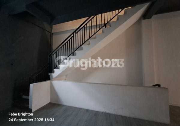 Shop House in Soekarno Hatta Malang 2