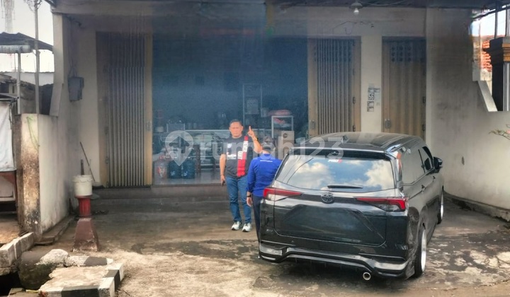 Business Shophouse in Kediri City 2