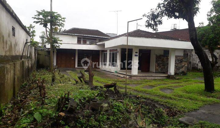 Rumah Luas Di Kota Blitar 2