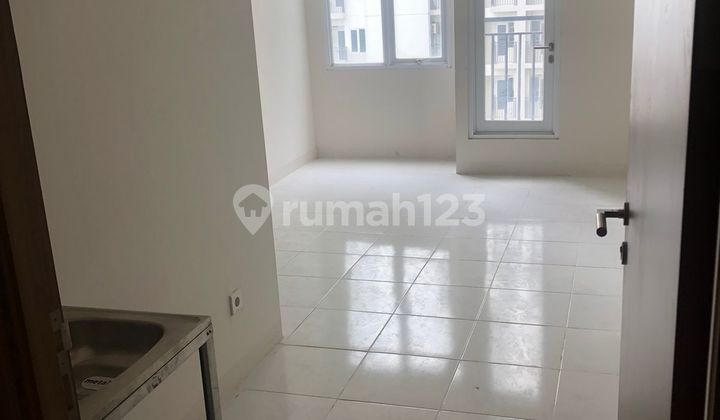 Podomoro Golf Apartment Gunung Putri Bogor