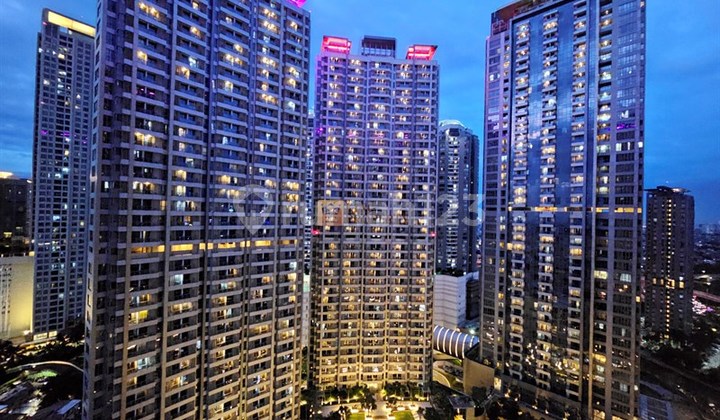 Cheap! For Sale Studio Suite Taman Anggrek Residences Furnished - Near Central Park & Neo Soho, 24-Hour Security Facilities, Swimming Pool & Children's Pool, Jogging Track, Basketball Court, Tennis Court, Gym Cheap! For Sale Studio Suite Taman Anggrek Residences Furnished - Near Central Park & Neo Soho, 24-Hour Security Facilities, Swimming Pool & Children's Pool, Jogging Track, Basketball Court, Tennis Court, Gym