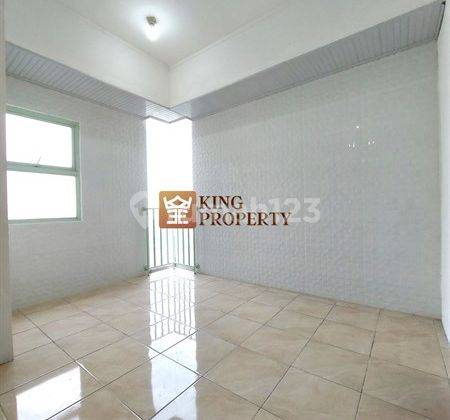 Unit Langka 3br 72m2 Hook Apartemen Season City Tambora Pool View 9