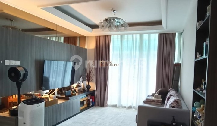 For Sale 2Br Central Park Residences Modern Contemporary Design - Near Tarumanagara University, 24-Hour Security Facilities, Swimming Pool, Gym, Jogging Track, Sky Garden & Green Park, Children's Playground.