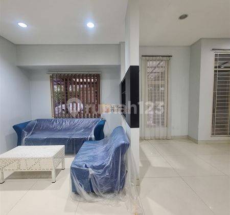 Strategis Rumah Puri Mansion Hawaiii 3 Lantai Furnish Kembangan 2