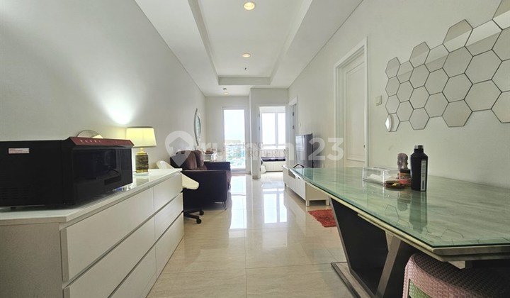 Disewakan 2BR Grand Madison - Hunian Premium, Tenang, Dekat Kampus Trisakti & UNTAR, Fasilitas Kolam Renang, Whirlpool & Jacuzzi, Infinity Pool, Sky Garden, BBQ Area, Pool Lounge, Sauna, Gym, Outdoor Playground & Kids Playground, Sistem Keamanan 24 Jam & Disewakan 2BR Grand Madison - Hunian Premium, Tenang, Dekat Kampus Trisakti & UNTAR, Fasilitas Kolam Renang, Whirlpool & Jacuzzi, Infinity Pool, Sky Garden, BBQ Area, Pool Lounge, Sauna, Gym, Outdoor Playground & Kids Playground, Sistem Keamanan 24 Jam &