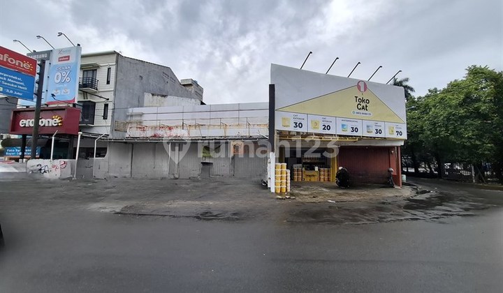 Spacious Old Commercial Warehouse Ruko - Roadside, Near Puri CBD & PX Pavilion, Meruya Market, Siloam Hospital Kebon Jeruk Spacious Old Commercial Warehouse Ruko - Roadside, Near Puri CBD & PX Pavilion, Meruya Market, Siloam Hospital Kebon Jeruk