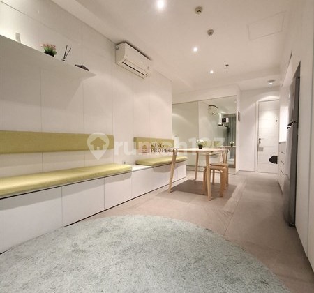 For Rent 1BR AKR Gallery West - Scandinavian Minimalist, Spacious Unit Converted to 2BR Hook, Facilities Gazebo, Playground, Jogging Track, Gym, Lounge, Rooftop Sky Pool & Swimming Pool 2