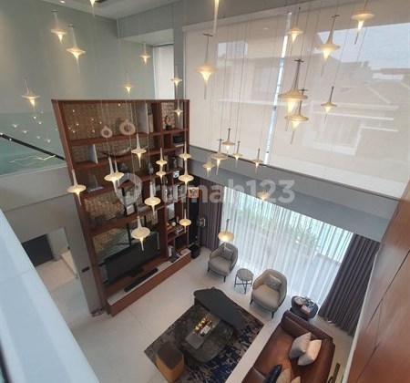 Modern Luxury Contemporary - Private Pool, Dijual Rumah Mewah Puri Mansion 3,5 Lantai, Fasilitas Gerbang Utama Mewah, Keamanan 24 Jam, Private Club House, Kolam Renang, Taman Hijau & Jogging Track, Playground Anak, Lapangan Basket, Gym 2