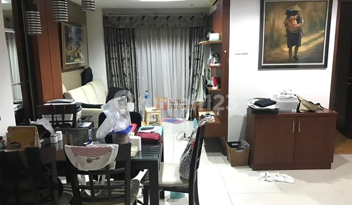 Jual Cepat Apartemen Cosmo Mansion 3 Kamar Dekat Grand Indonesia dan Plaza Indonesia, Fasilitas Keamanan 24 Jam, Kolam Renang, Gym/Fitness Center, Elevator