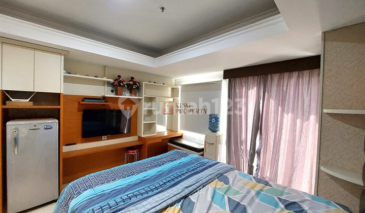 Interior Bagus, Fasilitas Security 24 hours, Swimming Pool, Kids Pool, Whirlpool, Sauna, Outdoor Playground, Jogging Track, Squash Court, Tennis Court, Gym, Minimarket, Private Access Card, Dijual Studio Royal Mediterania Garden Tanjung Duren 2