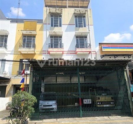 Terbaik, Traffic ramai sebelah indomaret, Ruko Gandeng Muwardi Cocok Untuk FnB, Klinik, Expedisi, Kantor dan Business Lainnya, Lokasi Strategis ke Mall Ciputra (Citraland), Grogol, Jakarta Barat 2