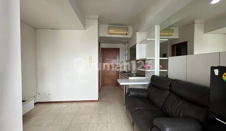 Just a Step Away from the Mall 1Br Royal Mediterania Garden Modern Style, Facilities: 24-Hour Security, Swimming Pool, Kids Pool, Whirlpool, Sauna, Outdoor Playground, Jogging Track, Squash Court, Tennis Court, Gym Just a Step Away from the Mall 1Br Royal Mediterania Garden Modern Style, Facilities: 24-Hour Security, Swimming Pool, Kids Pool, Whirlpool, Sauna, Outdoor Playground, Jogging Track, Squash Court, Tennis Court, Gym