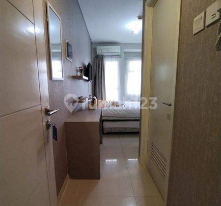 Lantai Hoki Studio Apartemen Madison Park Interior Tanjung Duren 2