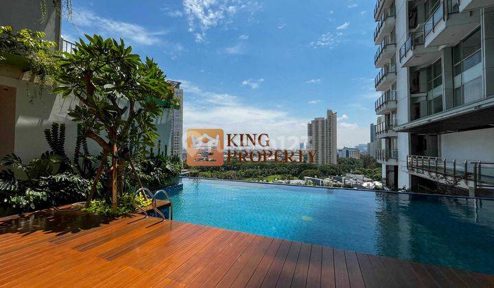 Dekat Pasar Golf Kemayoran, Fasilitas 2 Kolam Renang Eksklusif (Family Pool & Sky Pool), 3 Lobby Eksklusif & Double Private Lift, Lahan Parkir (Satu untuk Satu Per Unit), Sky Garden, Ruang Serbaguna, Gym, Disewa 1BR The Peak Royal Springhill Emerald  1