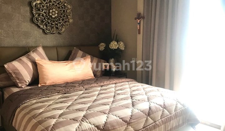 Disewakan 3Br Royal Mediterania Garden - Classic Modern Luxury, Area Central Park & Neo Soho , Fasilitas Swimming Pool, Kids Playgrounds, Club House, Spa, Fitness Center, Garden, Jogging Track 2