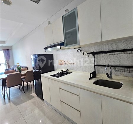Disewakan 2BR Condominium Grand Madison Modern Minimalist Interior, dekat dari Central Park & Mall Taman Anggrek, Fasilitas Kolam Renang, Jacuzzi, Sky Garden, BBQ Area, Pool Lounge, Sauna, Gym, Outdoor Playground & Kids Playground, Sistem Keamanan 24 Jam 2