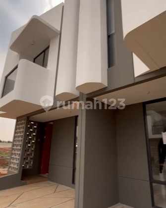 Cluster Eksklusif Klaia Giantara Serpong | 2 Kamar, Lokasi Strategis, Promo Spesial!, Dekat  Stasiun Cicayur, Toll Serbaraja, Aeon Mall, Toll Exit BSD Utara dan Exit Toll Karawaci, Cimory Dairyland & Jaktim Park, Stasiun Tanah Abang, Bandara Soekarno Hatt