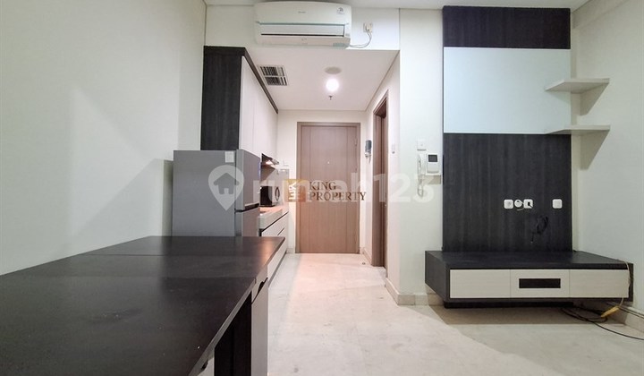 Sewa Apartemen Modern 1BR Puri Orchard Dekat Puri Indah & Tol Bandara, Fasilitas Sky Garden, Playground untuk Anak-anak, Gym, Kolam Renang, Jogging Track, Function Hall, Area Barbeque, Keamanan 24 Jam  