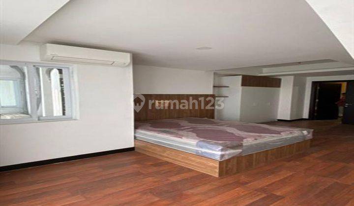 Furnish Bagus 1BR Springhill Royale Suites Ambasador Strategis  1