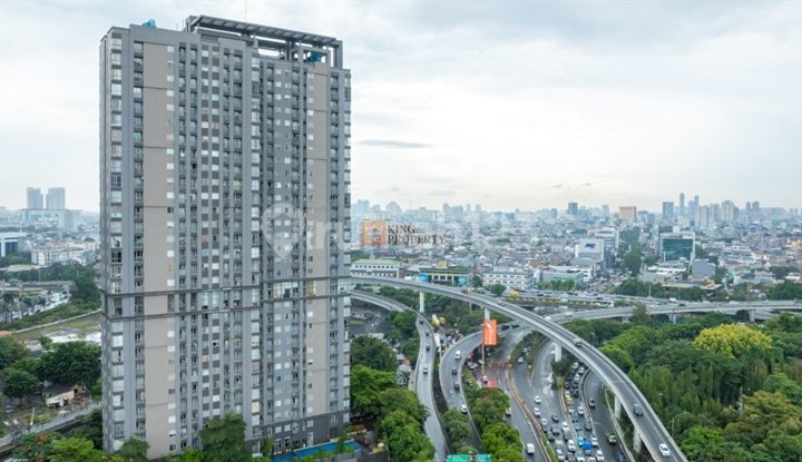 Ready Survey, Near Orchid Garden Mall, Lobby Facilities, GYM, SKY Lounge, Playground, ATM Center, Medical & Aesthetic, Music School, Aerobic Exercise, Waiting Room, Swimming Pool, For Sale Westmark Apartment 2BR Strategic & Comfortable