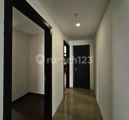 Hunian Berkelas dengan Private Lift! 2BR Springhill Royale Suites, Resort Concept, Kemayoran, Fasilitas Kolam Renang, Jacuzzi & Sauna, GYM, Rooftop Garden, Jogging Track, Sky Lounge & Function Hall, Playground, BBQ Area, Keamanan 24 Jam Access Card + CCTV 2