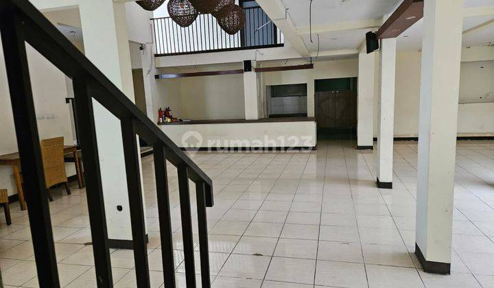 DIJUAL/SEWAKAN RUANG USAHA EX- KANTOR DAN CAFE MAINROAD SRIWIJAYA 2