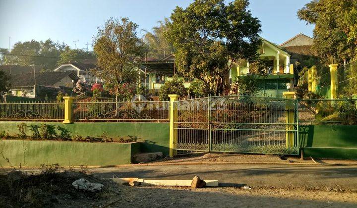 Rumah Villa Dicikeyeup Ciptasari Pamulihan Tanjungsari Sumedang 1
