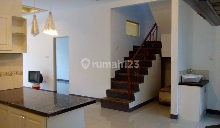 DIJUAL RUMAH BARU 2LANTAI MINIMALIS BAGUS DI BATUNUNGGAL 2