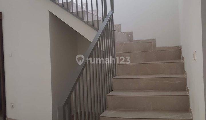 DIJUAL 2LT RUMAH BARU TENGAH KOTA SAYAP PADJAJARAN BANDUNG 2