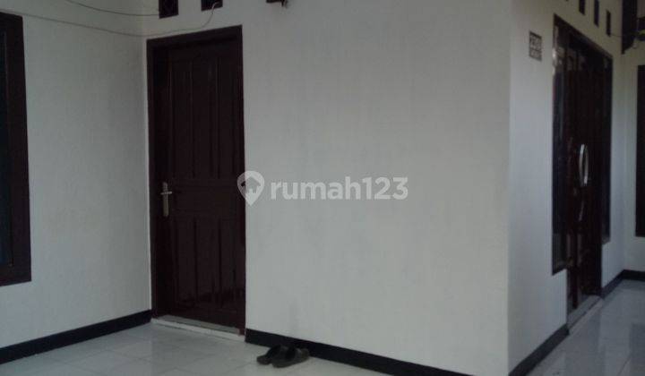 Dijual Rumah Minimalis 2 Lantai Bagus SHM di Kota Cimahi 2