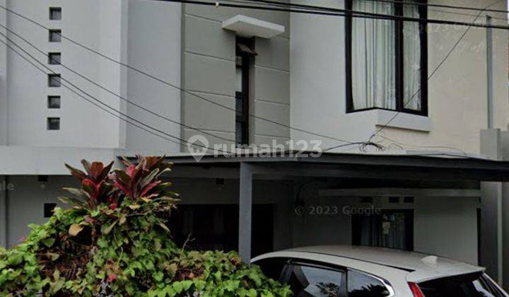 DIJUAL SEMIFURNISH RUMAH ASRI TERAWAT COCOK UTK KANTOR DI PUNGKUR 1