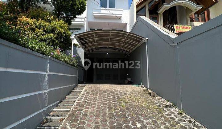 DIJUAL RUMAH BESAR ASRI TANAH LUAS VIEW INDAH DI TUBAGUS ISMAIL 2