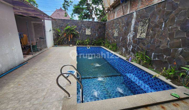 Rumah 2lt Luxury Include Poll Area Strategis Dekat Jl Raya 1