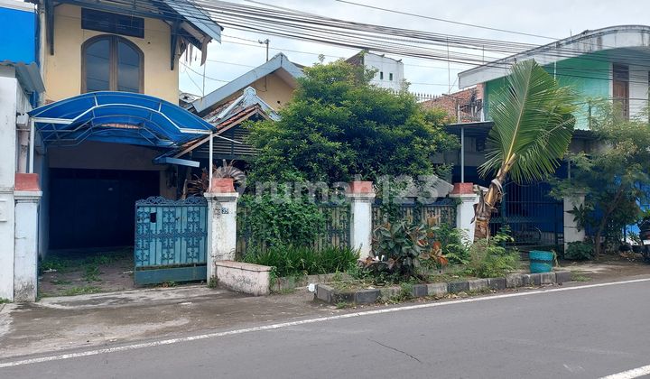 Rumah Hitung Tanah Strategis Kota Solo Dekat Exit Tol 2
