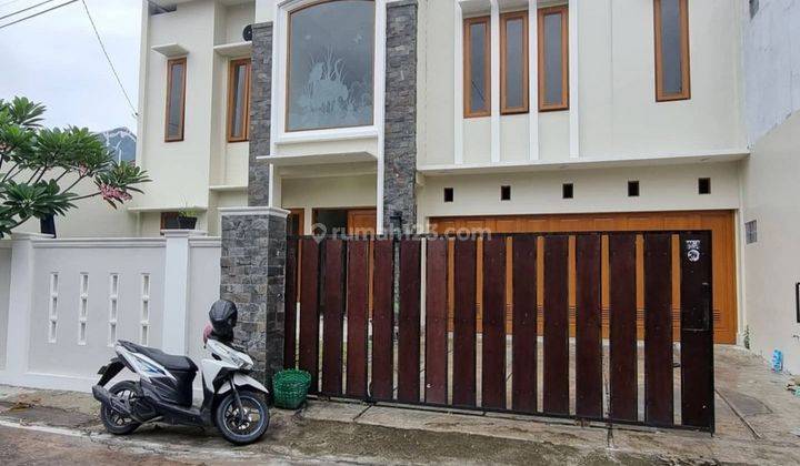 Town House 2lt Luxury Tengah Kota Surakarta