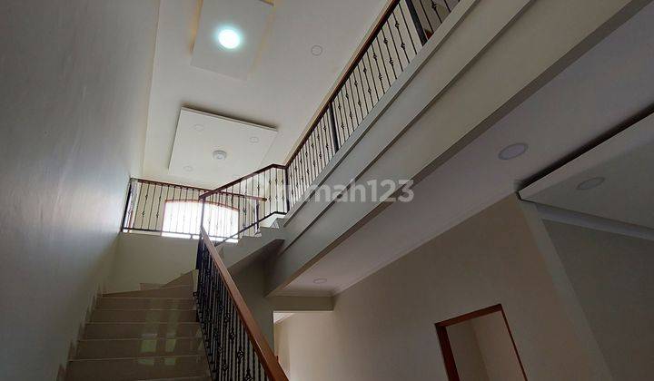 Town House 2lt Luxury Tengah Kota Surakarta