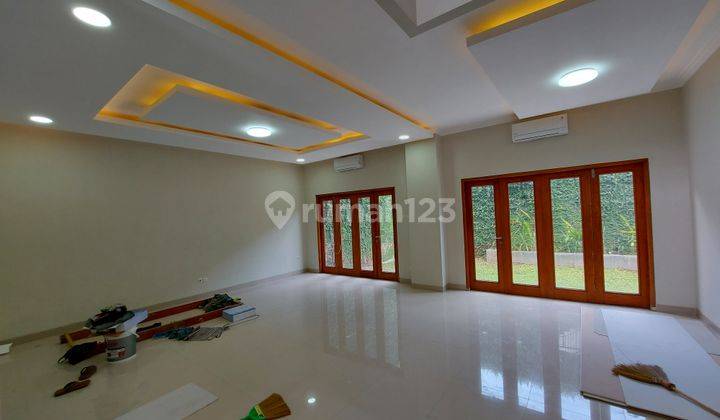 Town House 2lt Luxury Tengah Kota Surakarta