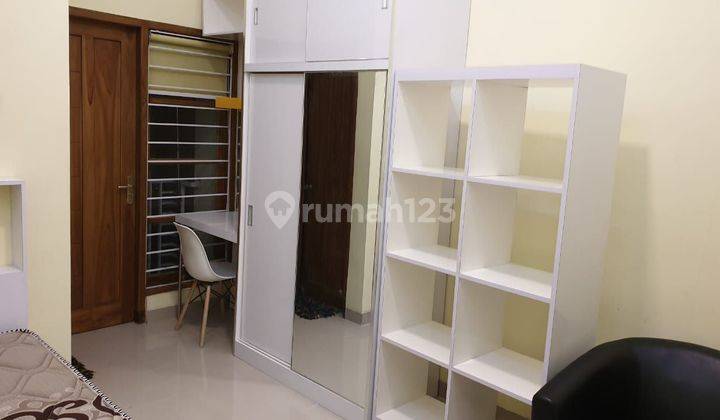 Kost Exclusive Strategis Dekat Kampus UNS ISI 13